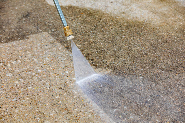Best Pool Deck Cleaning  in Lyndhurst, VA